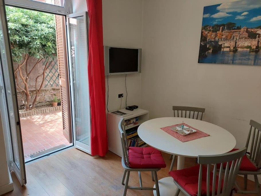 Casa Anna 5 Stelle - Apartment With Garden Rom Exterior foto