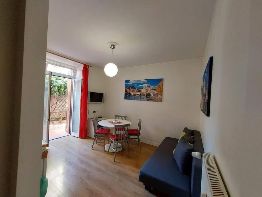 Casa Anna 5 Stelle - Apartment With Garden Rom Exterior foto